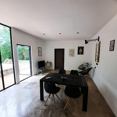 Silent Nature Tiny House - Mit Pool - Holiday home Porec