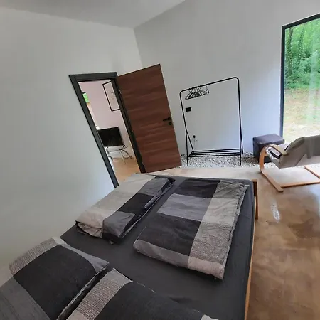 Silent Nature Tiny House - Mit Pool -