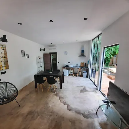 Silent Nature Tiny House - Mit Pool - Hotel